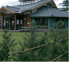 五頭山麓うららの森情報発信館