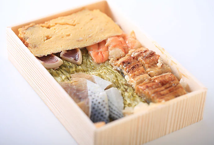 新潟の人気駅弁 えび千両ちらし