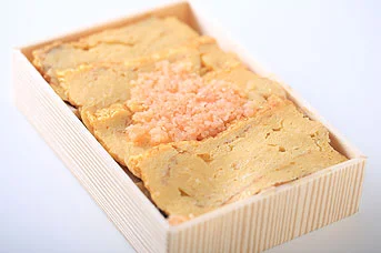 えび千両ちらしと、新潟駅の人気駅弁の数々