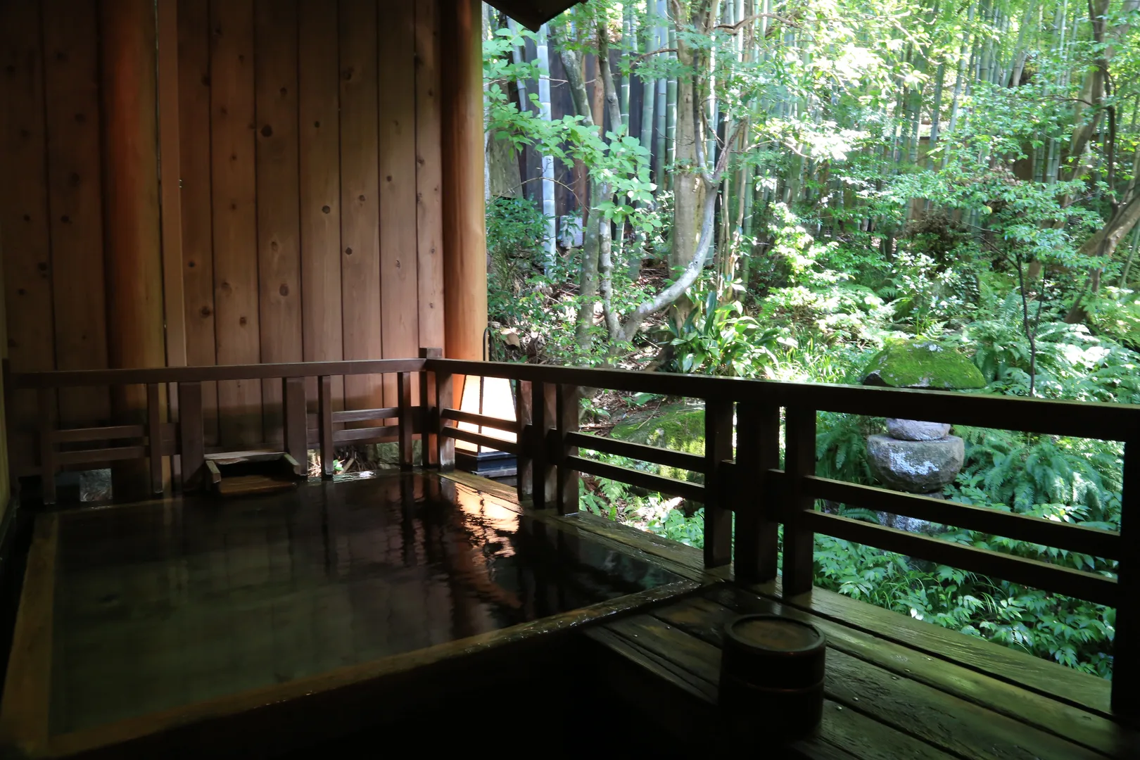 秋の竹ばやしの湯