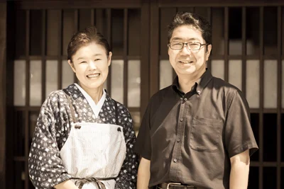代表取締役社長 安永俊と女将