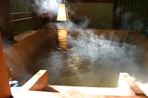 源泉100%のラジウム温泉