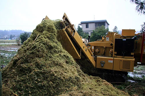 木材粉砕機　ホリゾンタルグラインダー　HG200M